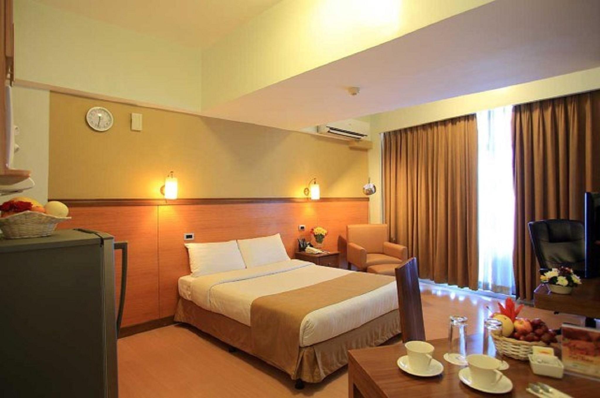 The Malayan Plaza Hotel Pasig City Экстерьер фото