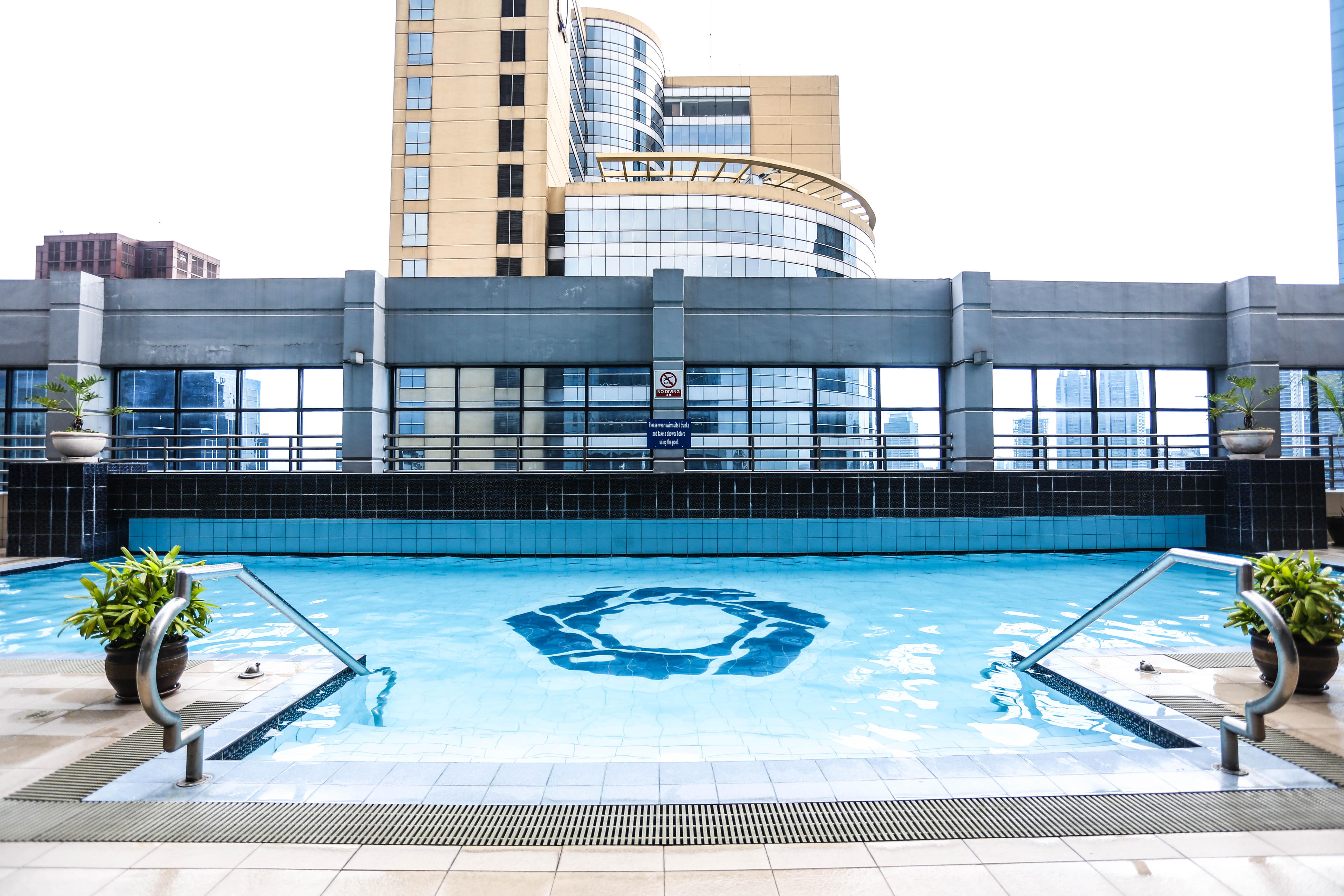 The Malayan Plaza Hotel Pasig City Экстерьер фото